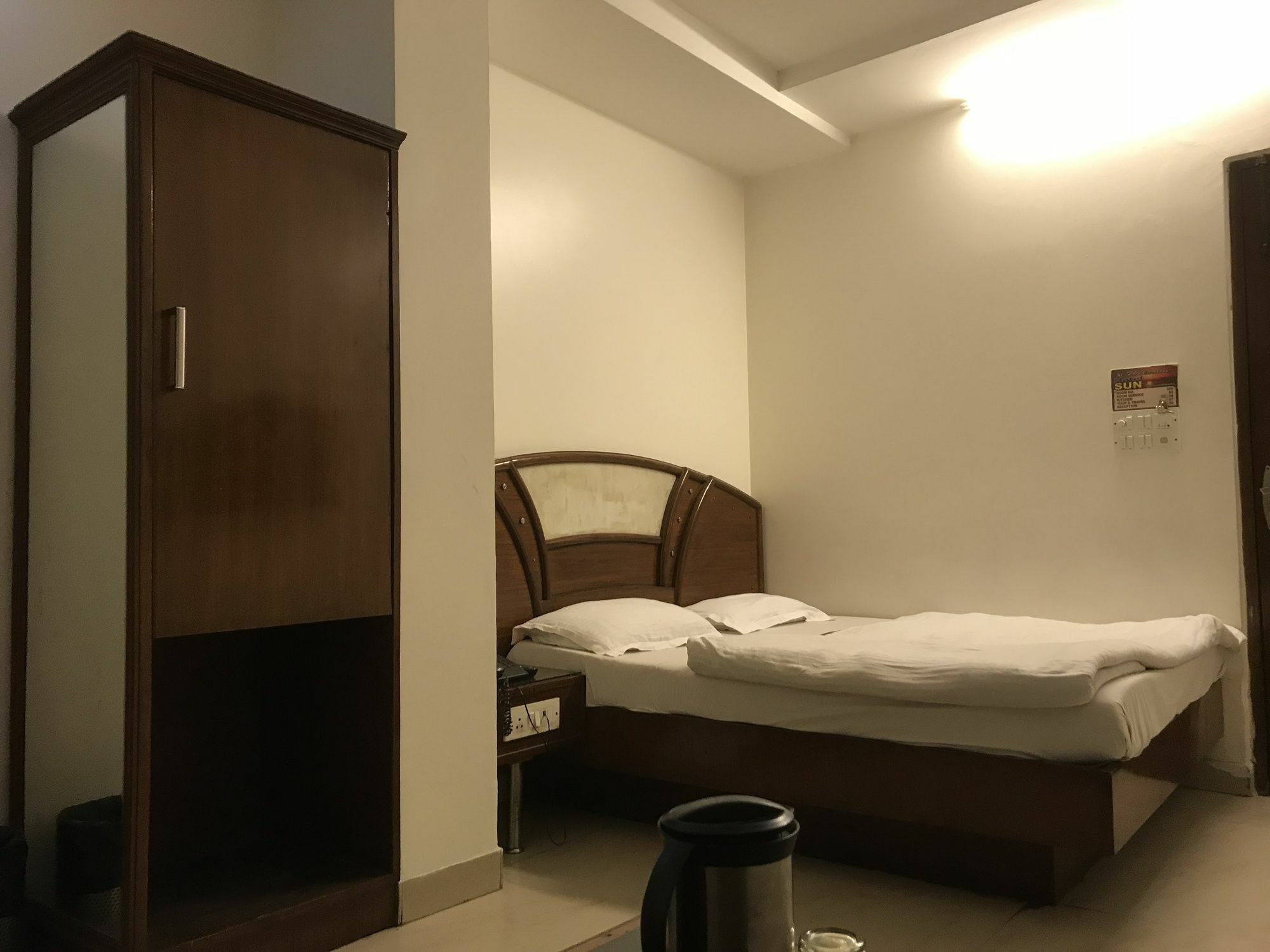 Hotel Sun International New Delhi Extérieur photo